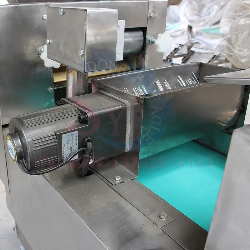 High Efficiency Commercial Automatic Chin Chin Cutting Machine/Multifunctional Pastry Molding Making Processing Equipment